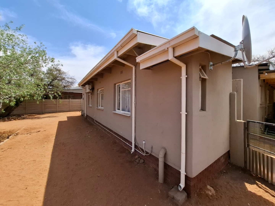 3 Bedroom Property for Sale in Oosterville Northern Cape